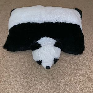 Panda pillow pet